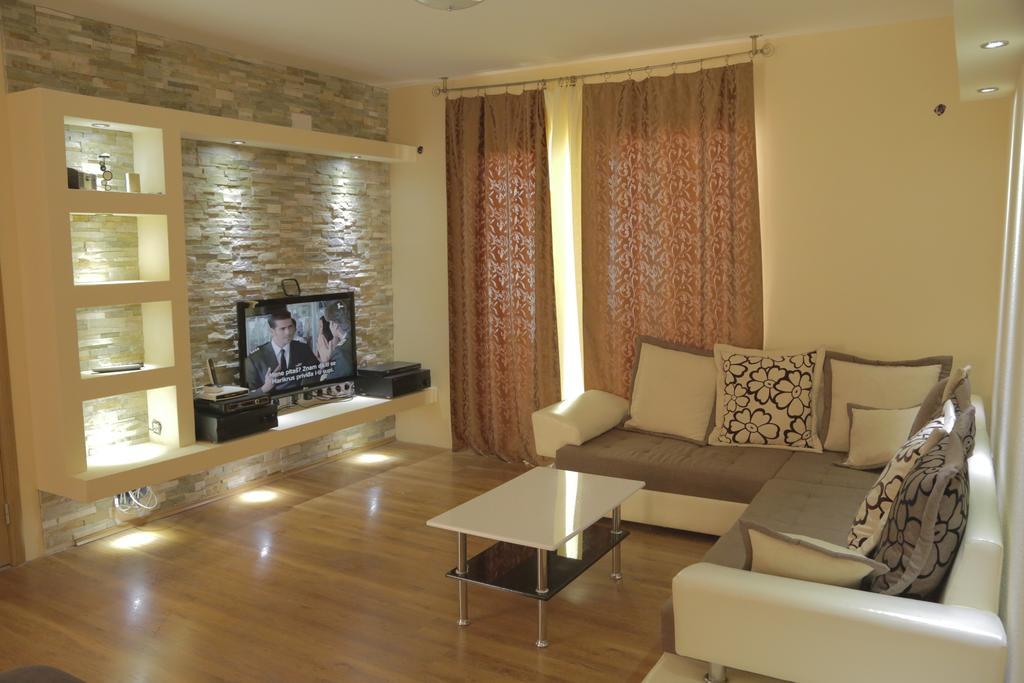 בודווה Lilian Apartments חדר תמונה