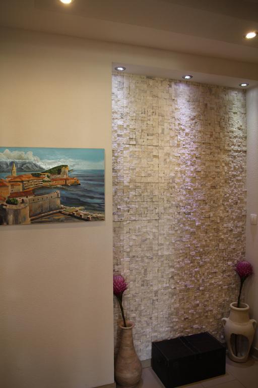 בודווה Lilian Apartments מראה חיצוני תמונה